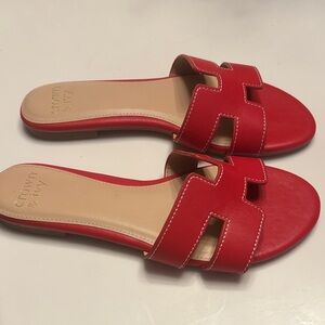 Crown & Ivy Bold Red Slide Sandals